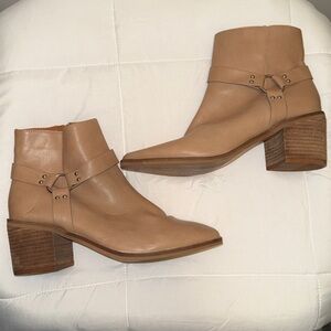 BEAST FASHION Tan Ankle Booties